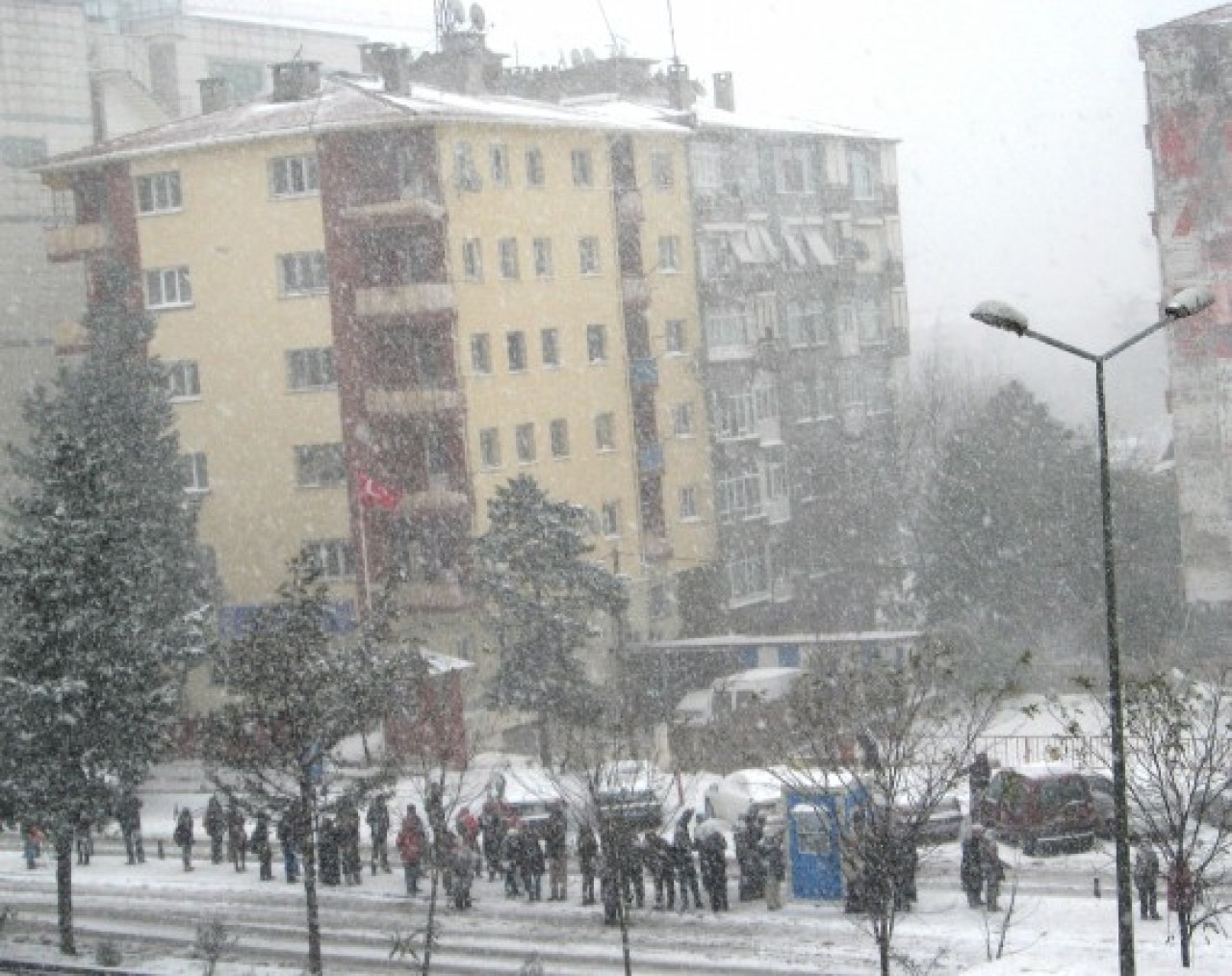 KAR YAĞDI, VATANDAŞ KAN AĞLADI! 13