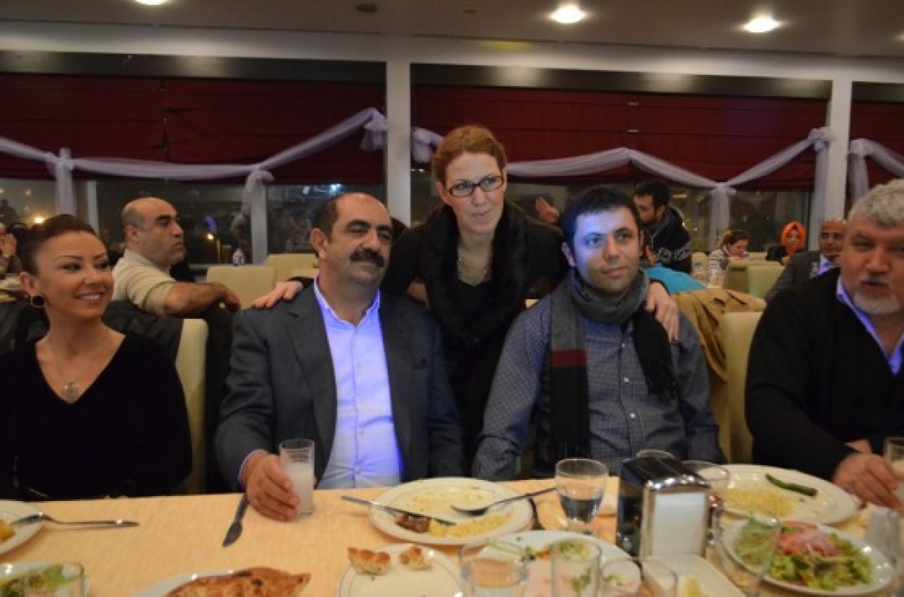 Dr. Gürbüz Çapan'dan gazetecilere yemek 12