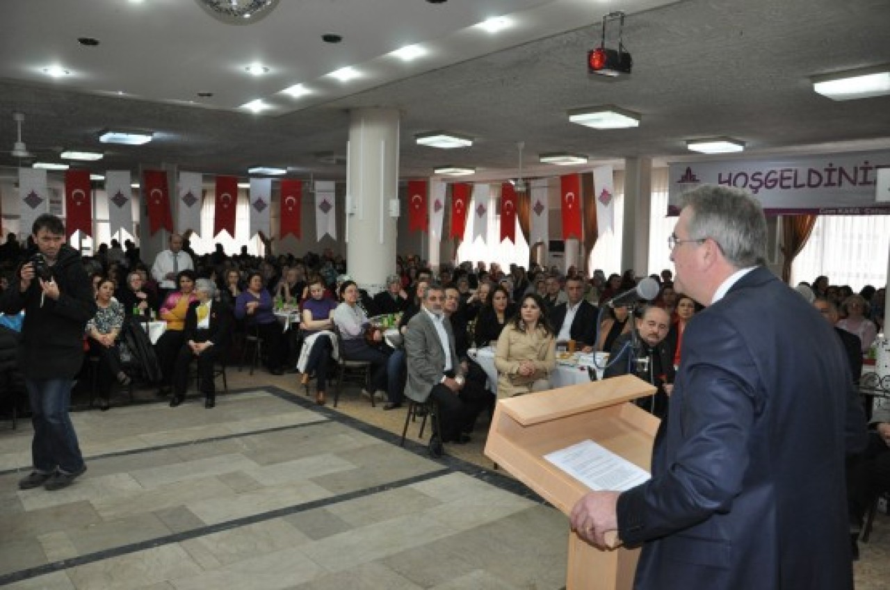 Çatalcalı kadınların 8 Mart coşkusu 10