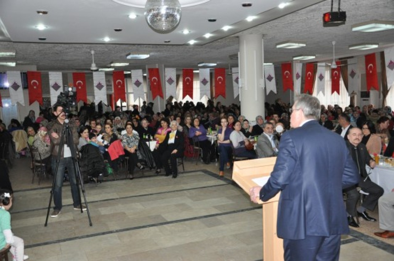 Çatalcalı kadınların 8 Mart coşkusu 12