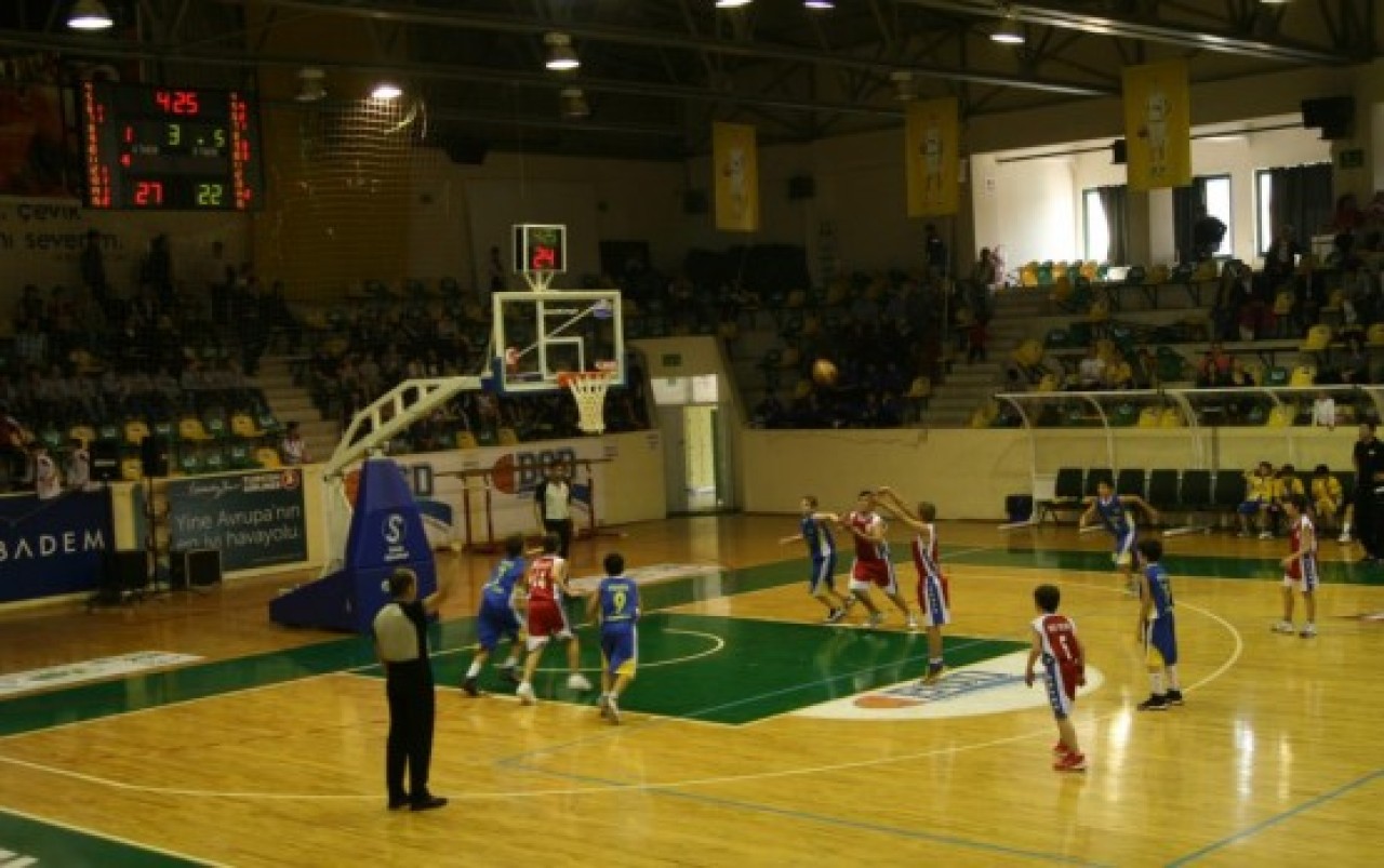 Minik basketbolcuların büyük başarısı! 5