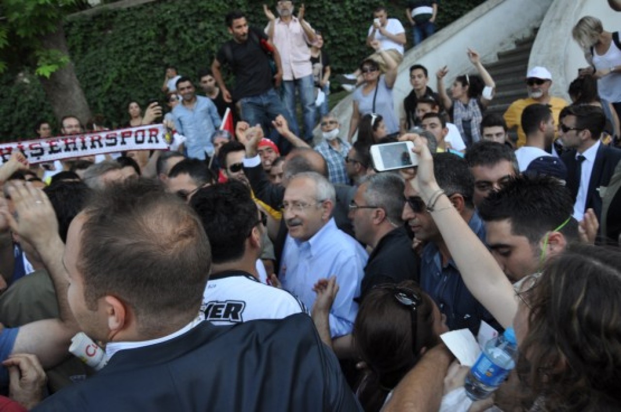 Cem Kara Gezi Parkı’na Destek Verdi 1