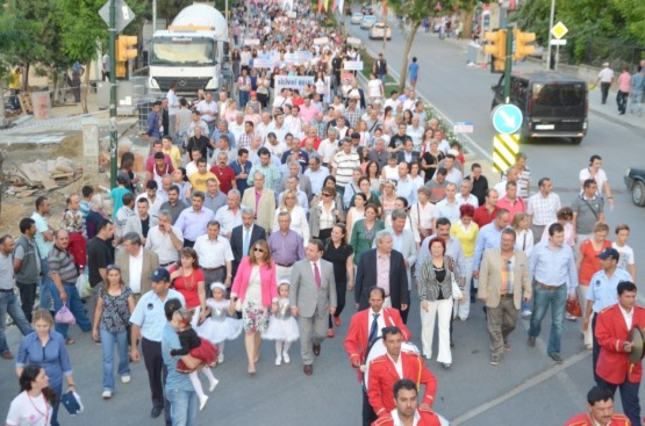 52. Yoğurt Festivali Kortejle Başladı 1