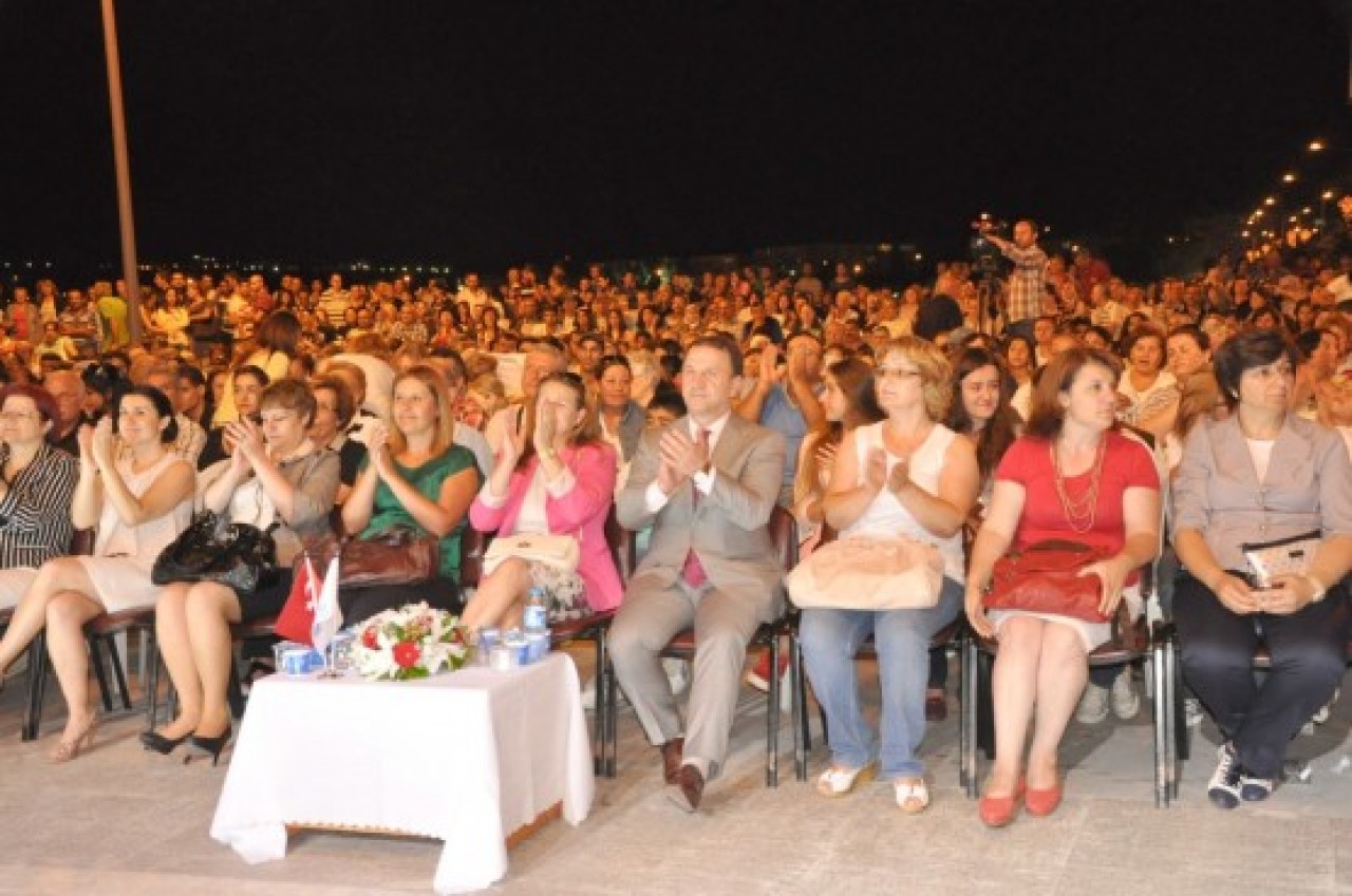 Festival coşkusu yerel seslerle devam ediyor 7