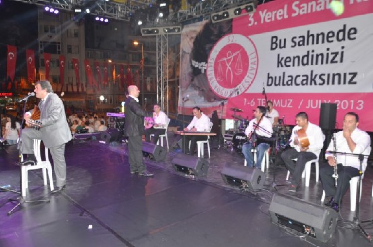 Festival coşkusu yerel seslerle devam ediyor 8