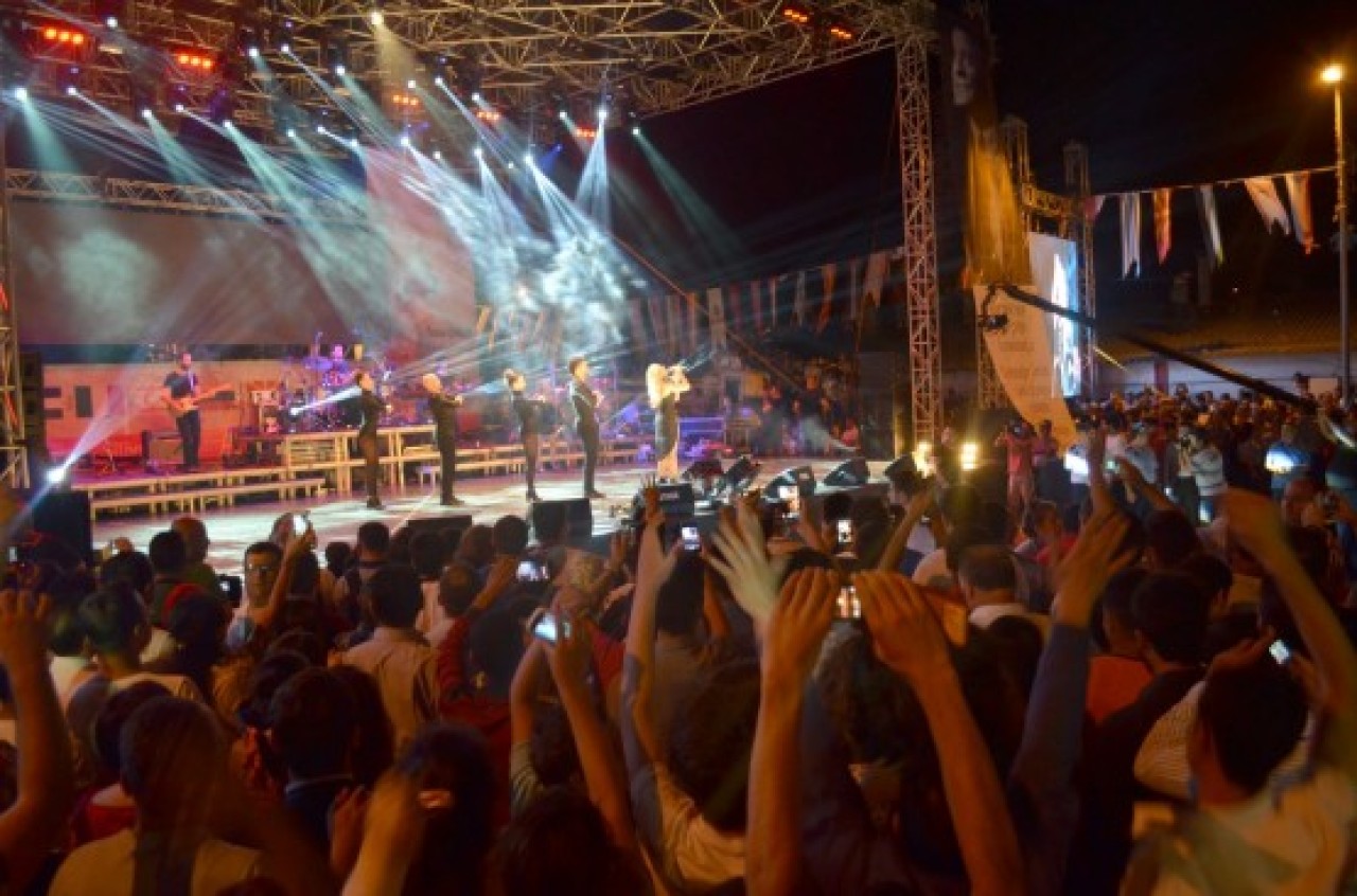 SİLİVRİ’DE “HADİSE’Lİ” FESTİVAL GECESİ 12