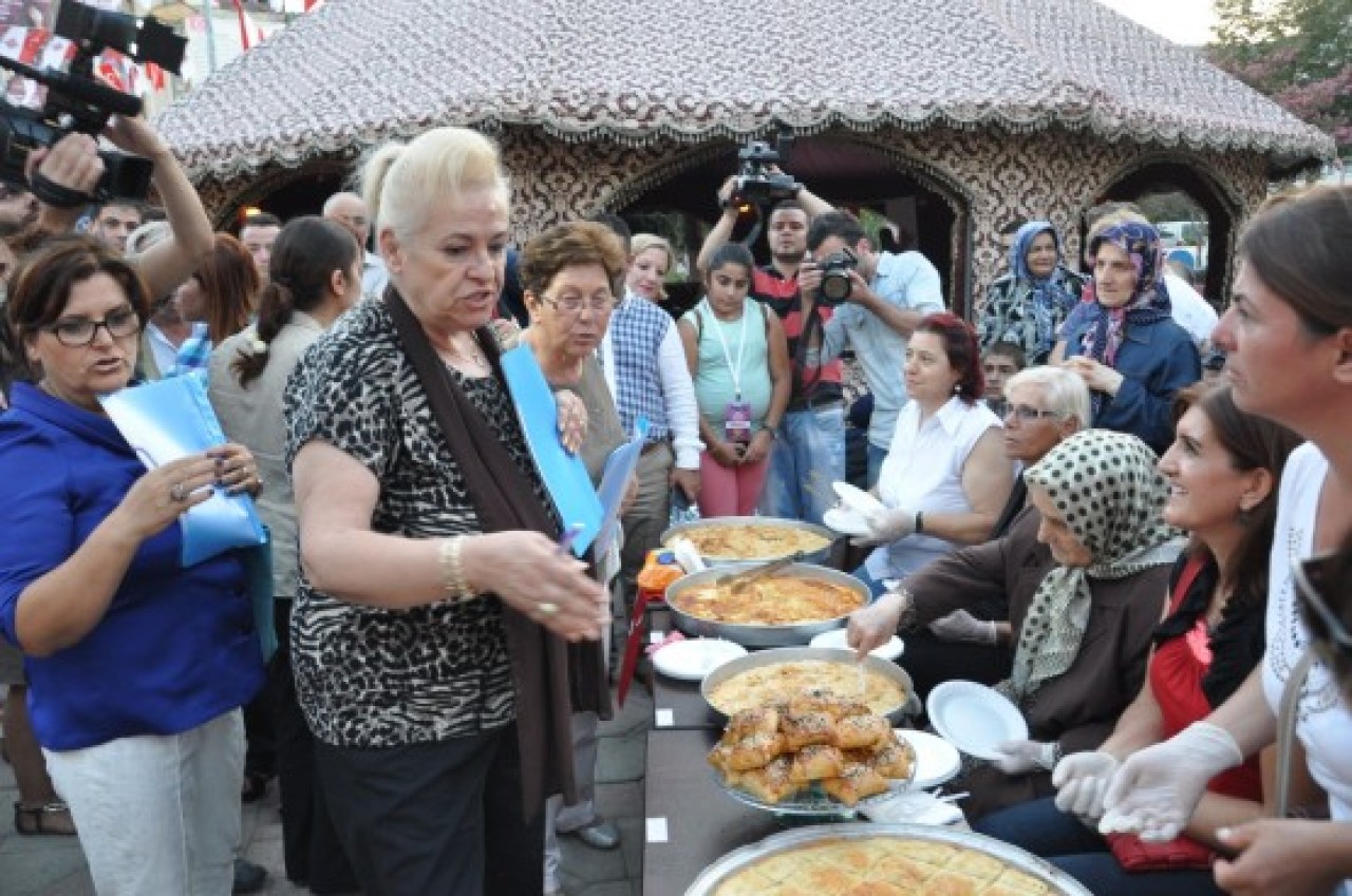 14. ERGUVAN FESTİVALİNDE ETKİNLİKLER SÜRÜYOR 23