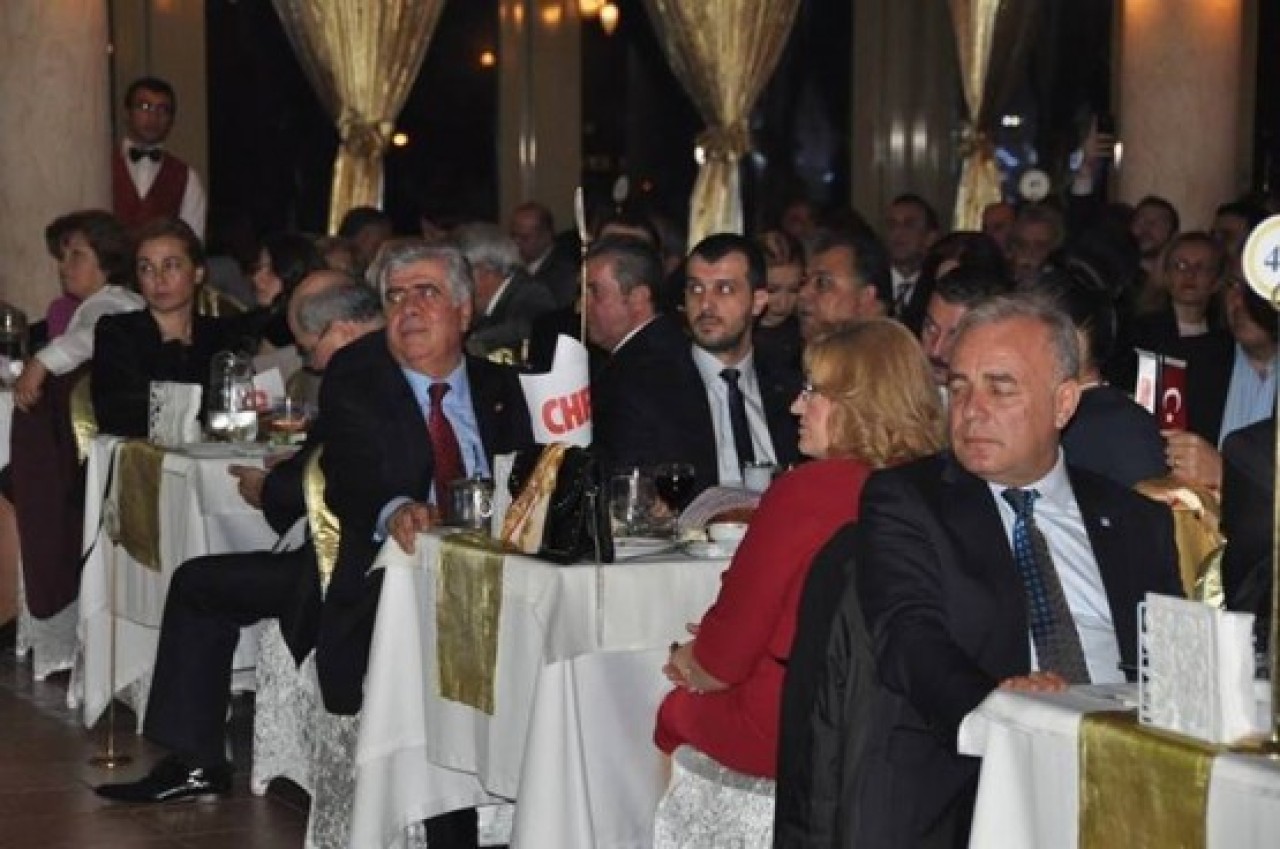 CHP SİLİVRİ'DEN MİTİNK GİBİ GECE 20