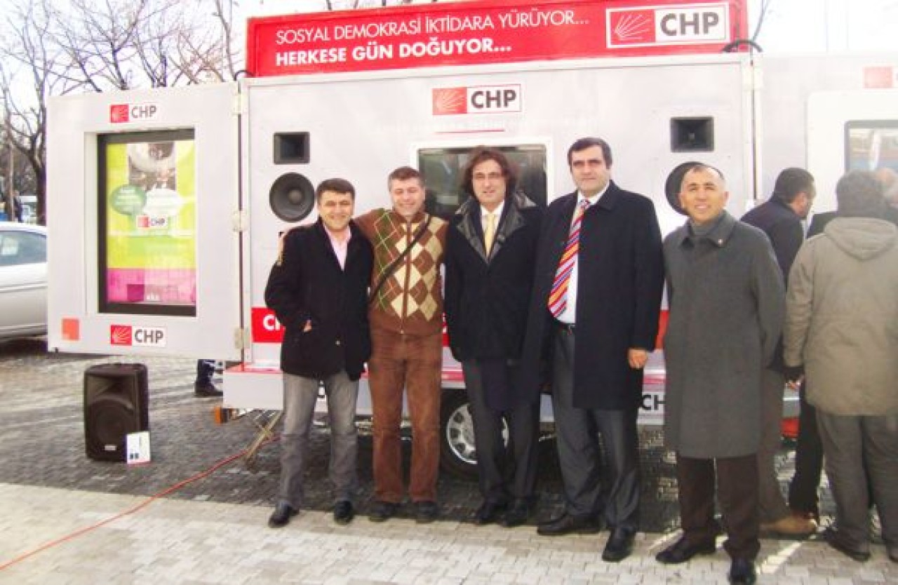 CHP KURULTAYI 1