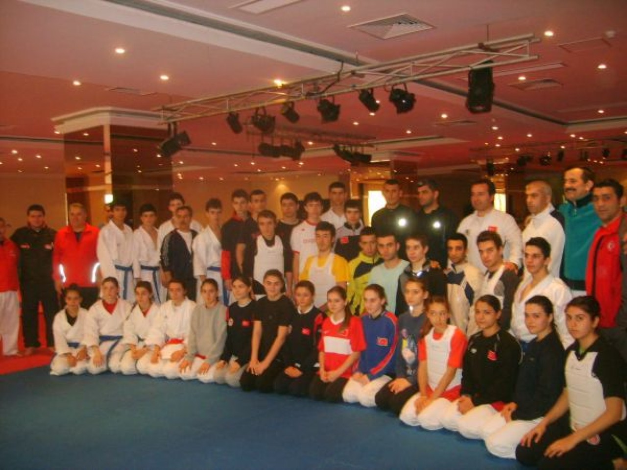 KARATE MİLLİ TAKIMI KAMPTA(ARTEMİS HOTEL-KUMBURGAZ 14