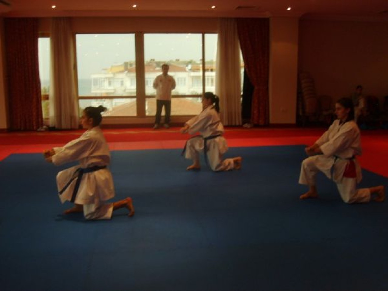 KARATE MİLLİ TAKIMI KAMPTA(ARTEMİS HOTEL-KUMBURGAZ 4