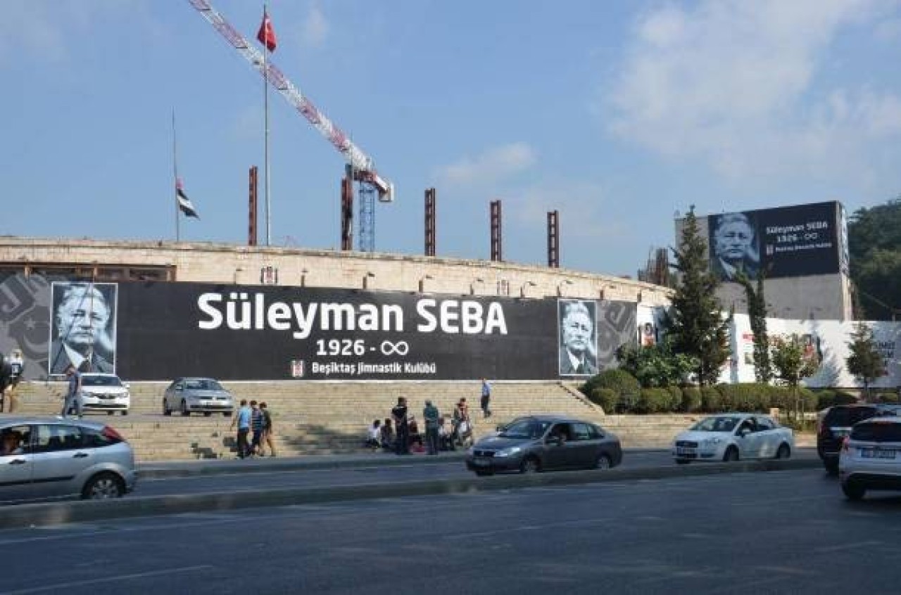 Süleyman Seba son yolculuğuna uğurlanıyor 10