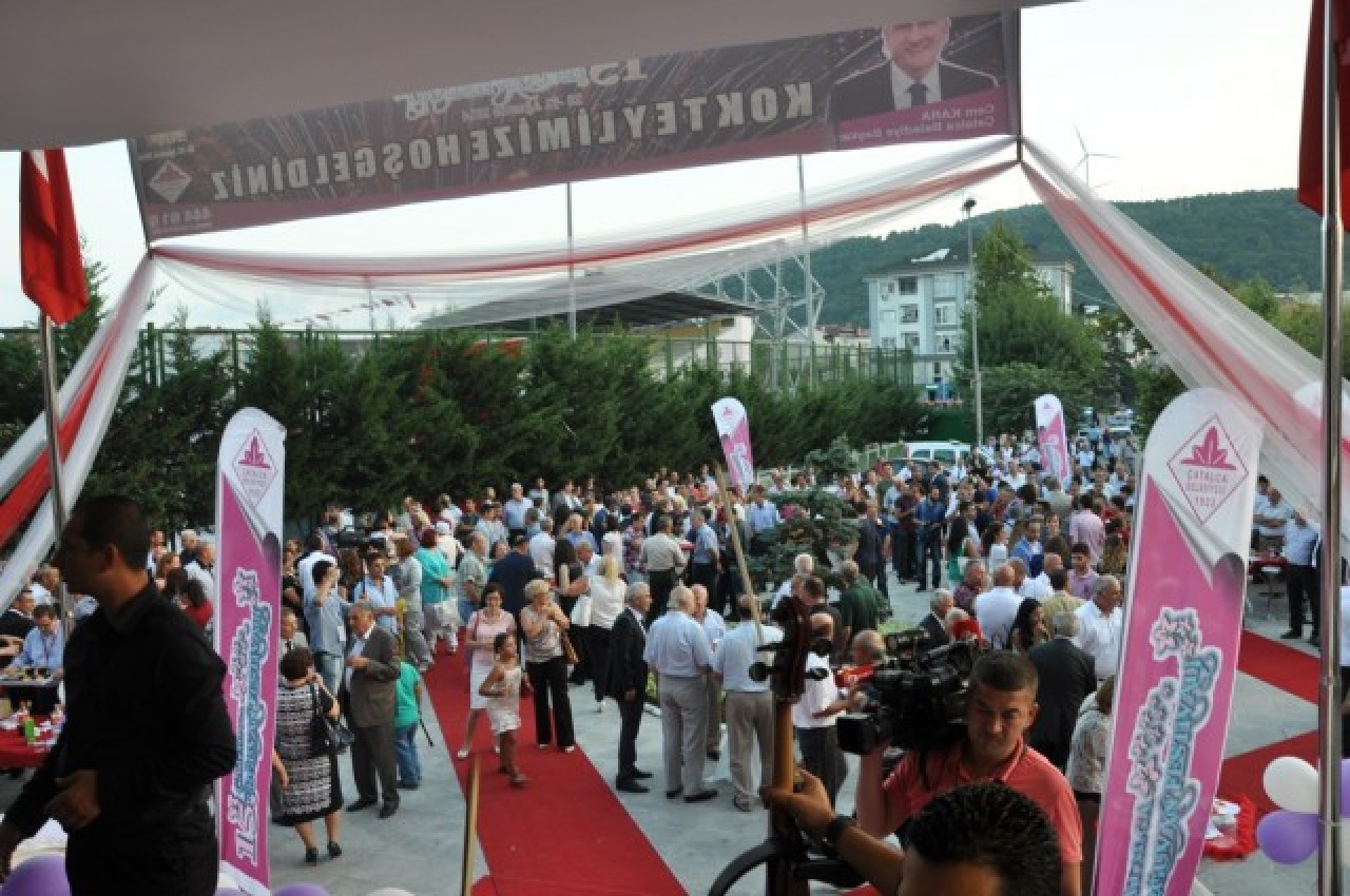 ERGUVAN FESTİVALİ MUHTEŞEM BAŞLADI 14