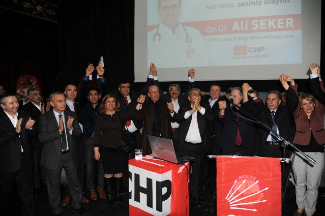 Op.Dr. Ali Şeker CHP'den İstanbul 3. Bölge Milletvekili aday adaylığını 9