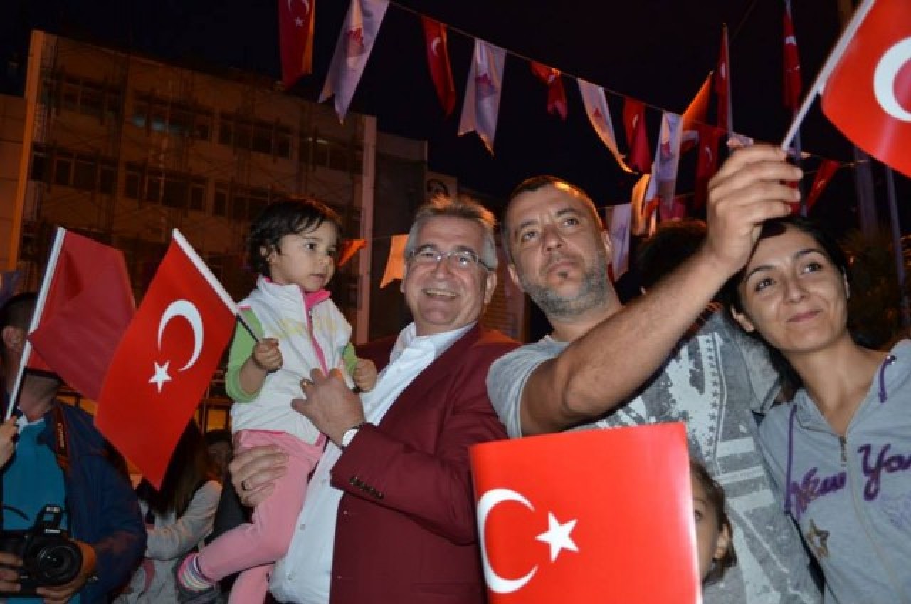 19 Mayıs Akşamında Çatalca’da Gençlerin Coşkusu Vardı 1