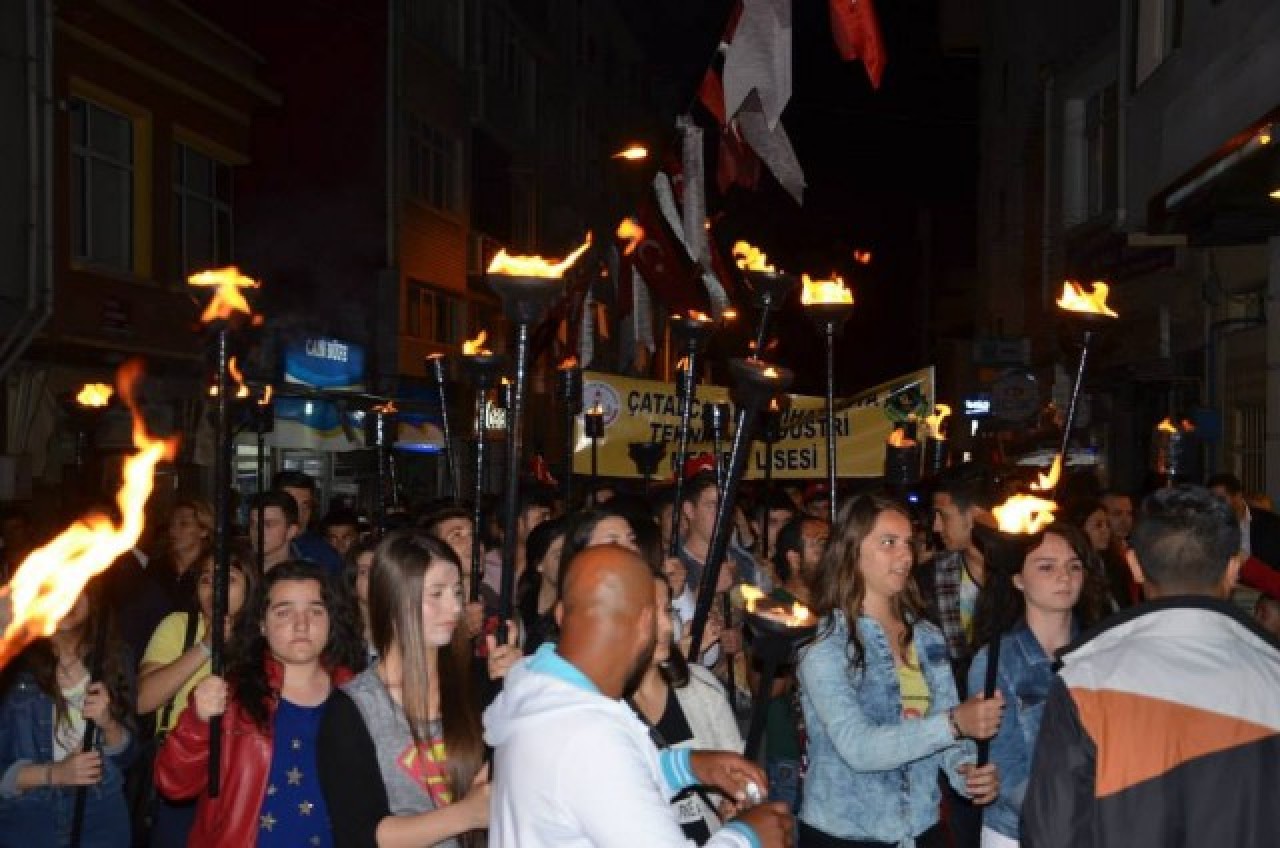 19 Mayıs Akşamında Çatalca’da Gençlerin Coşkusu Vardı 12