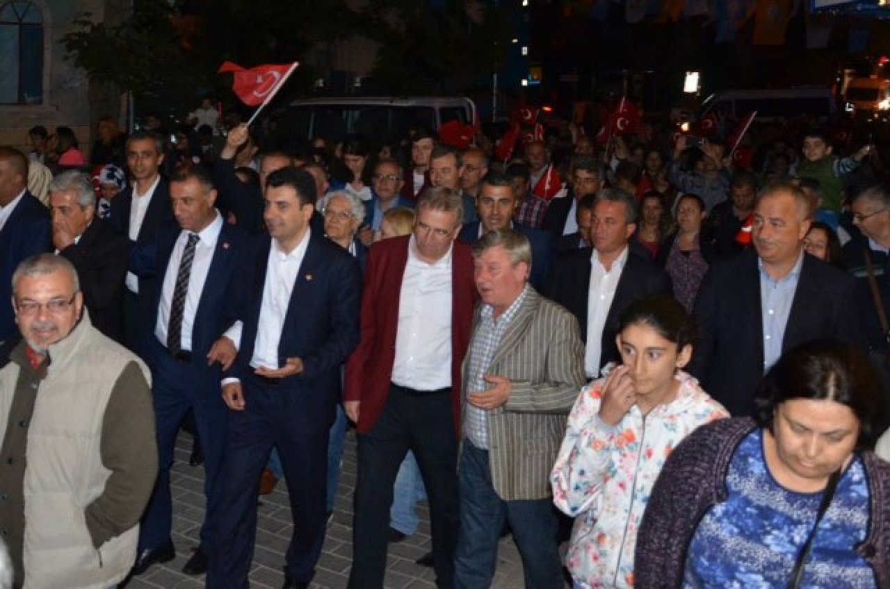 19 Mayıs Akşamında Çatalca’da Gençlerin Coşkusu Vardı 17