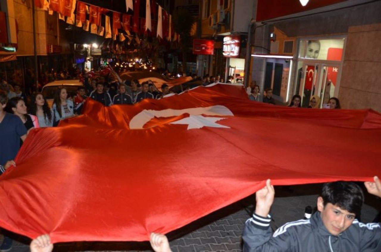 19 Mayıs Akşamında Çatalca’da Gençlerin Coşkusu Vardı 3