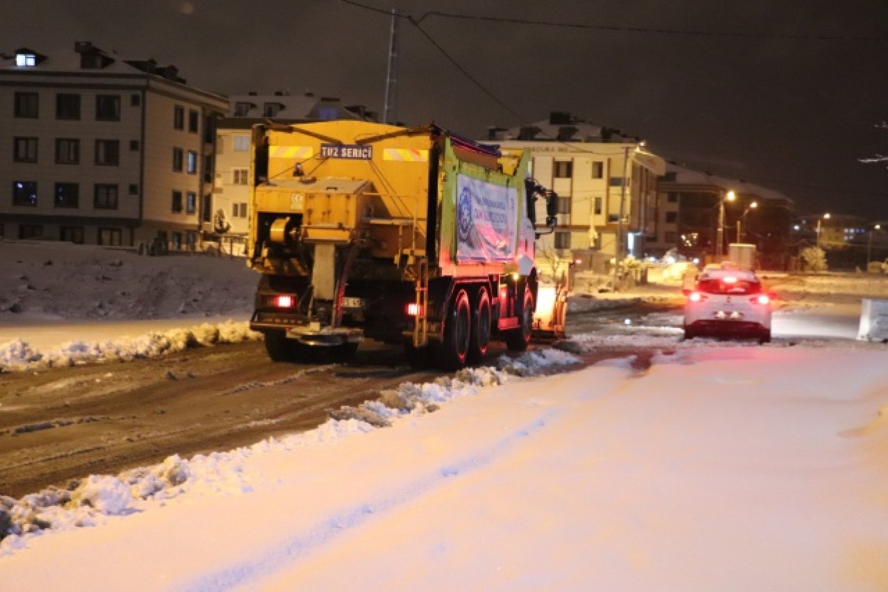 Beylikdüzü Belediyesinin kar seferberliği 4