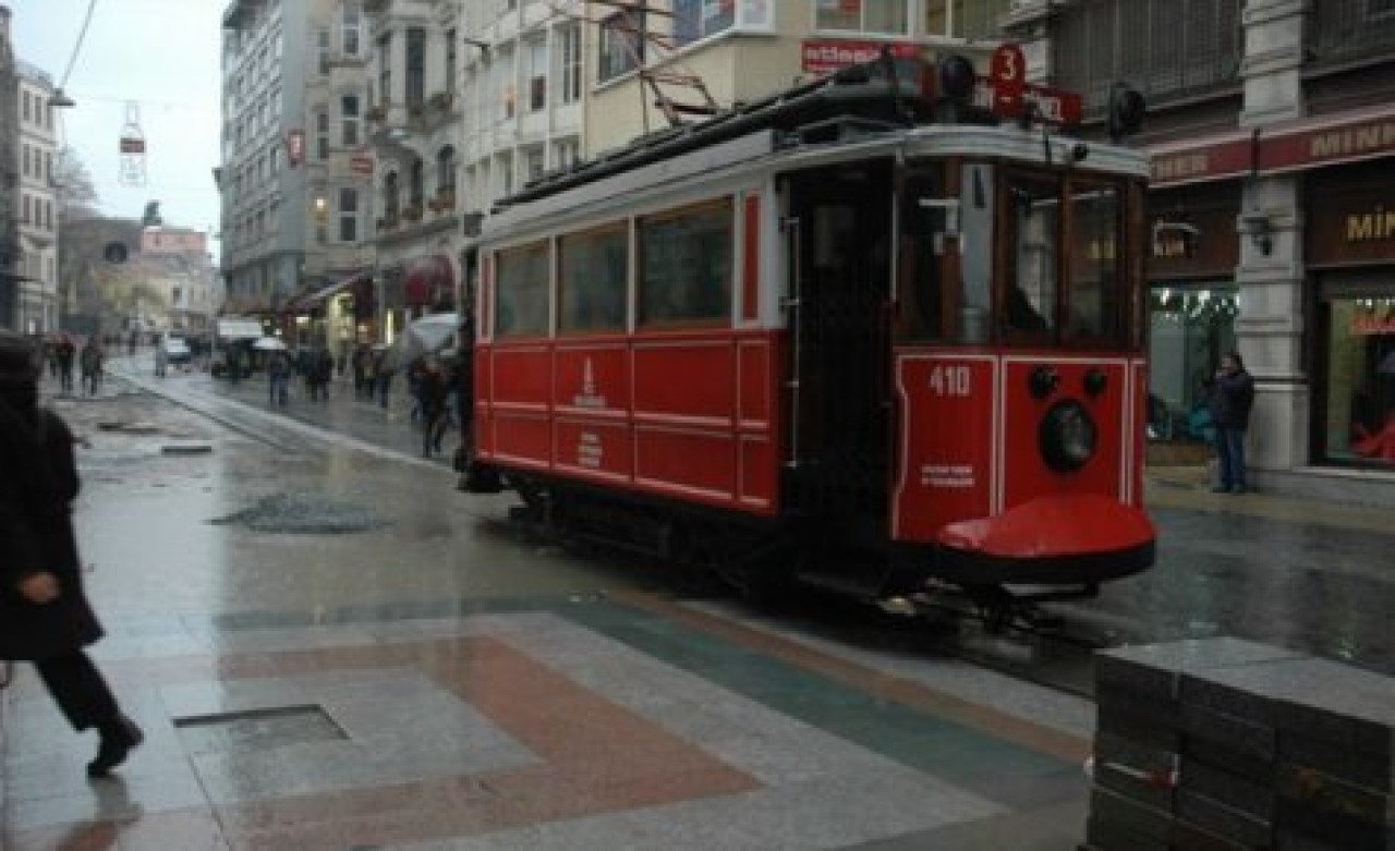 CHP'den Topbaş'a zor sorular...!