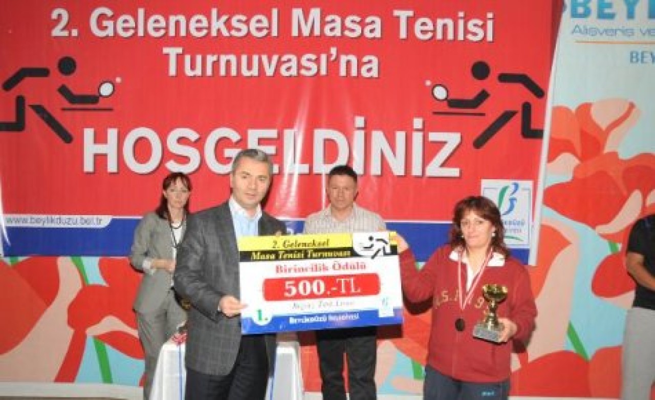 Masa tenisi şampiyonları...