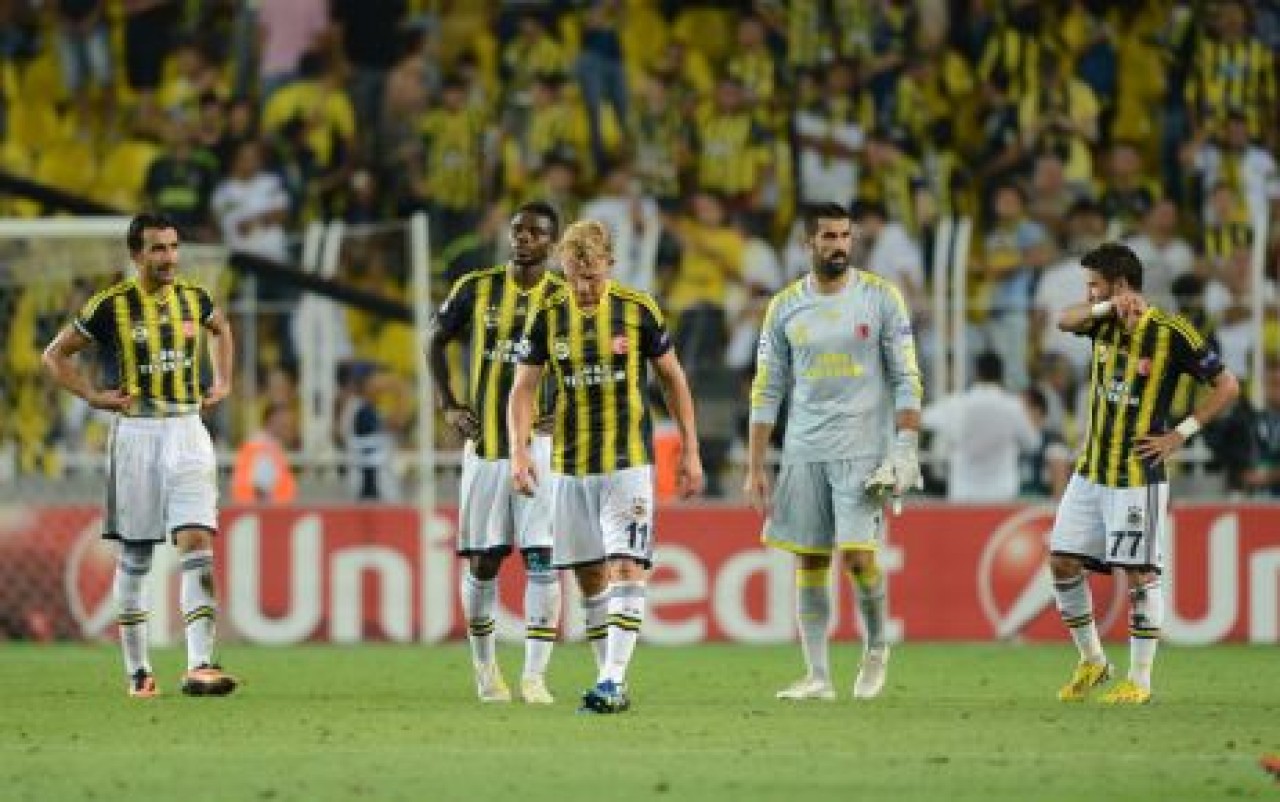 Fener istifa etti!