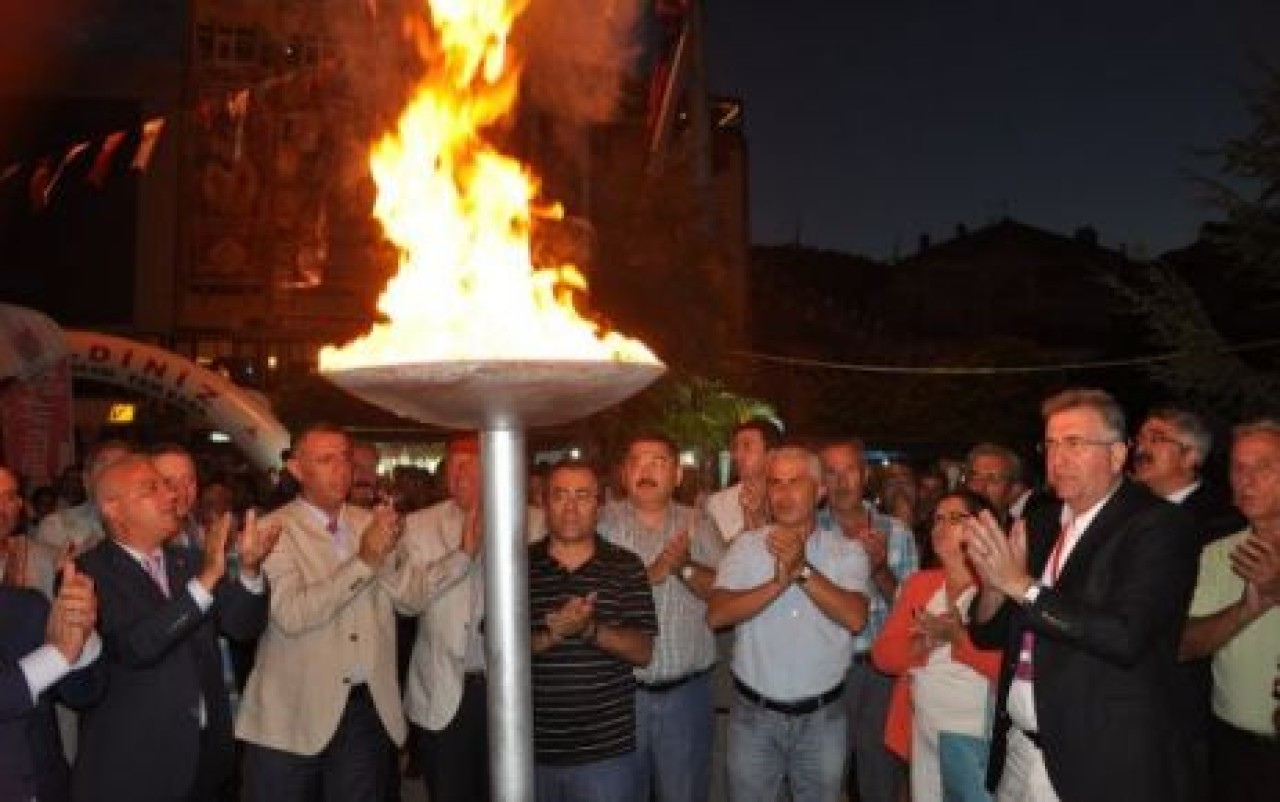 Erguvan Festivali başladı