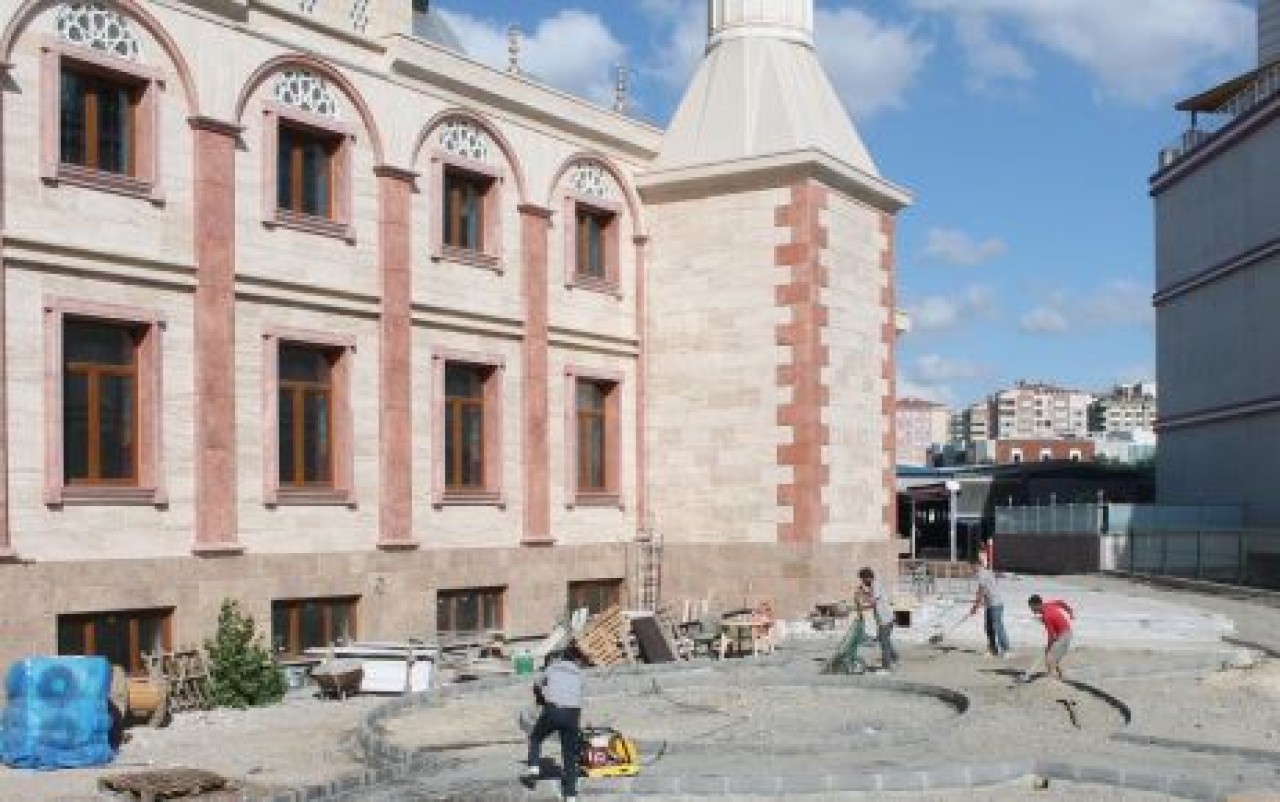 Mevlana Camii hizmete hazır hale geliyor