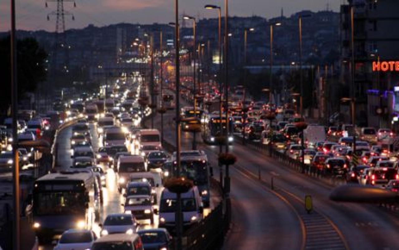 Küçükçekmece'de trafik çilesi