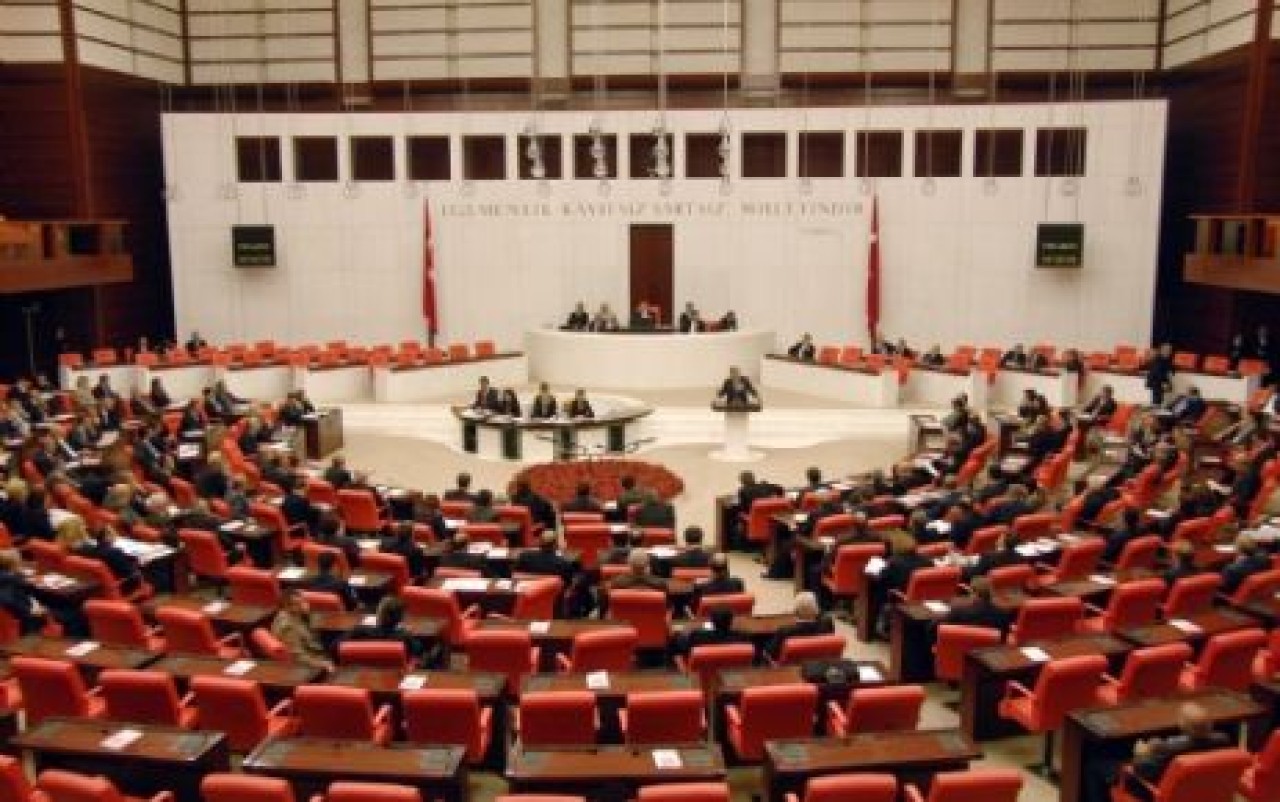 Meclis'e Yeni Parti Geliyor: HDP