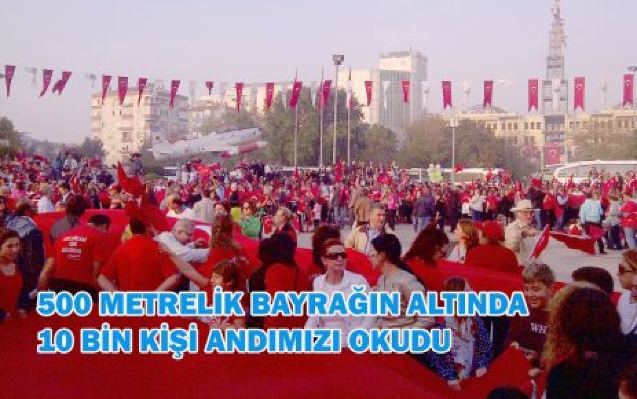 BÜYÜKÇEKMECE'DE CUMHURİYET YÜRÜYÜŞÜ