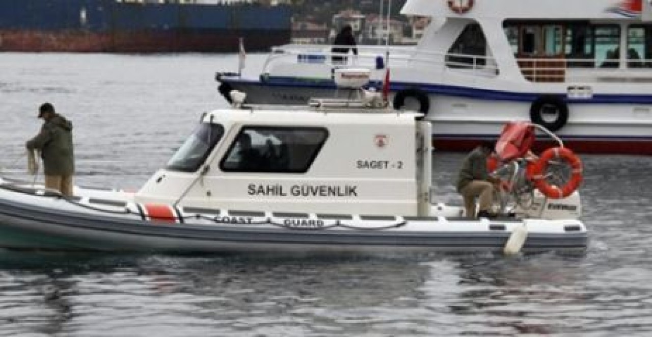 Üniversite Öğrencisi Köprüden Atladı