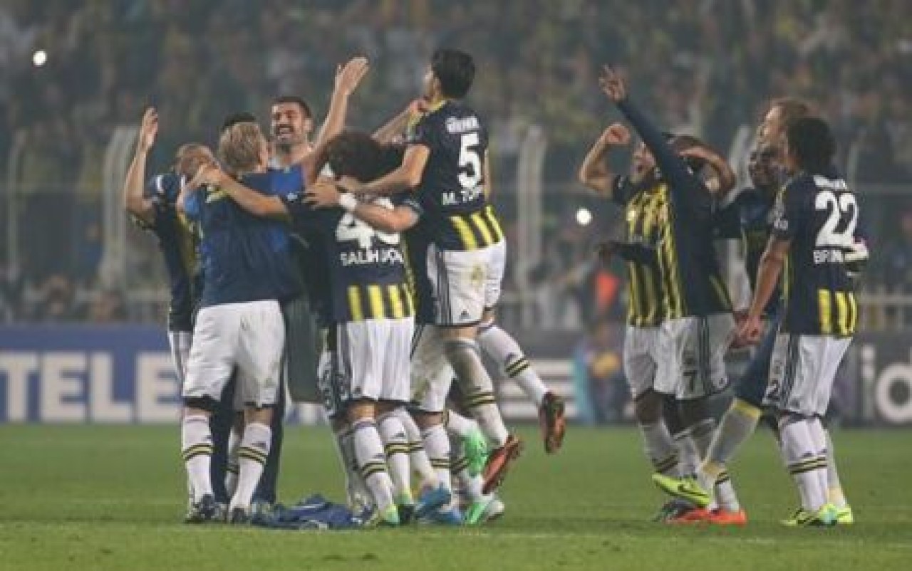 Derbinin galibi Fenerbahçe!