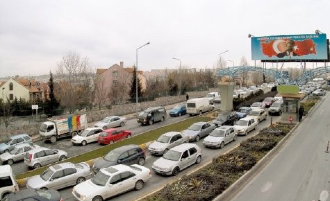 Bahçeşehir’e giriş çıkış trafiği rahatlayacak