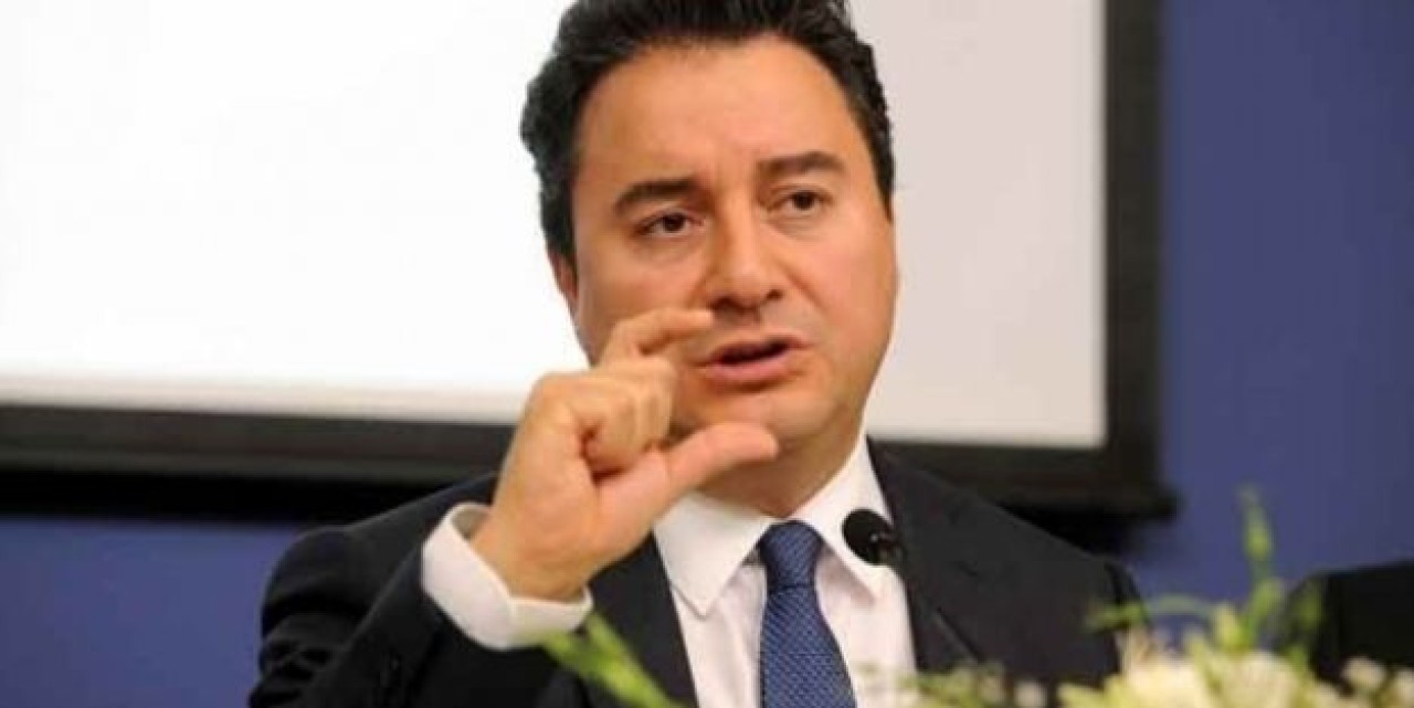 Babacan: Twitter'ı Mecburen Kapattık