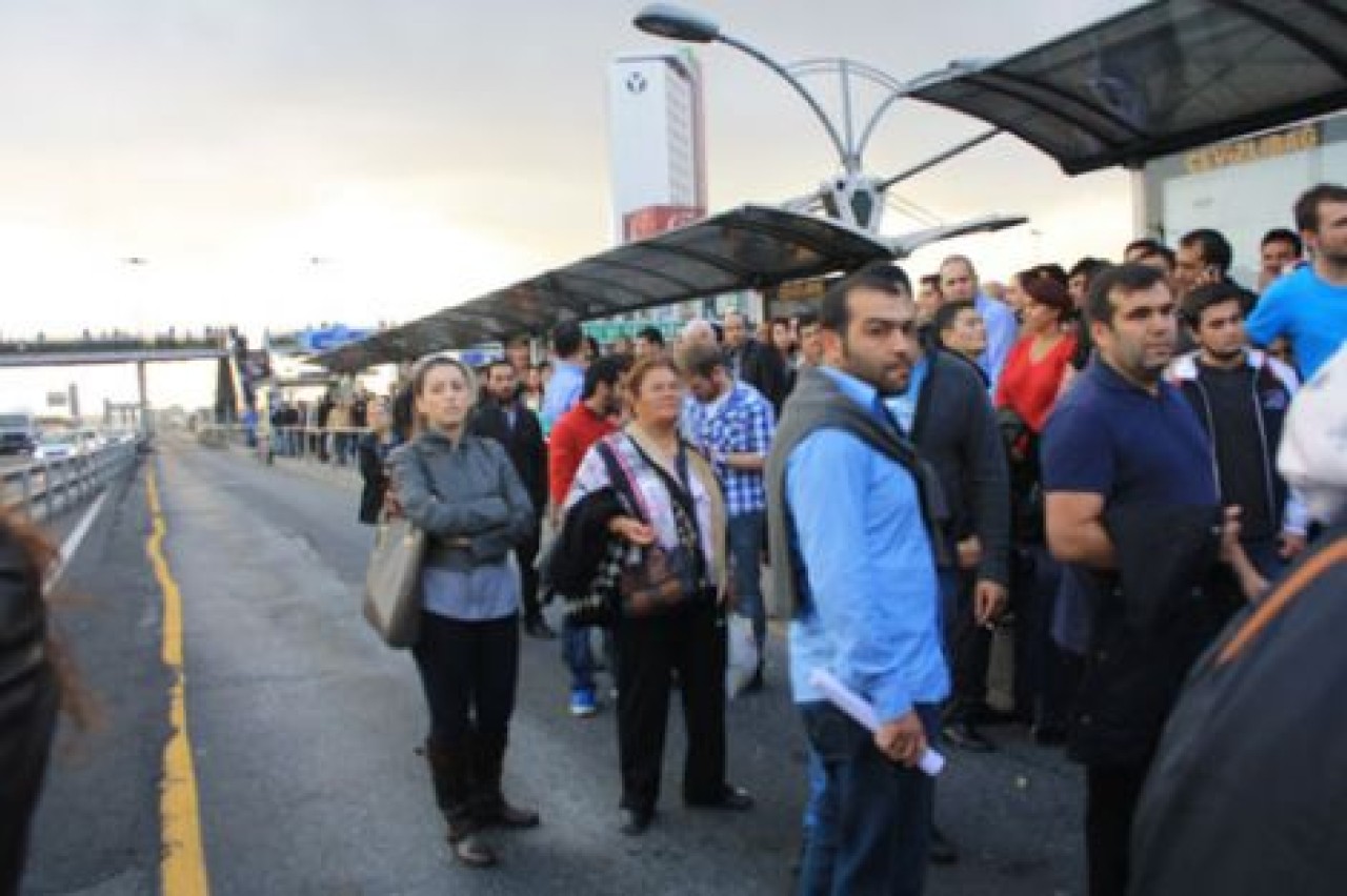 İstanbullu'nun Metrobüs İsyanı