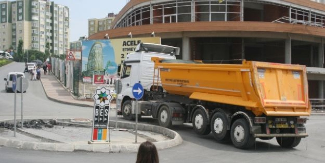 Hafriyat Kamyonları Başakşehirlilerin Korkulu Rüyası Oldu