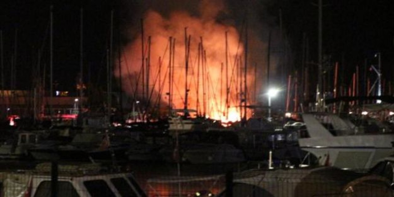 Kadıköy Yat Limanı alevler içinde kaldı