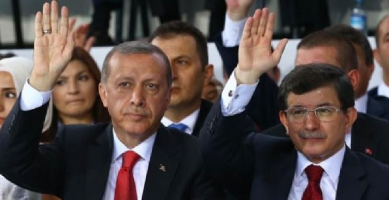 Davutoğlu, 1245 'Evet'le Aday Gösterildi