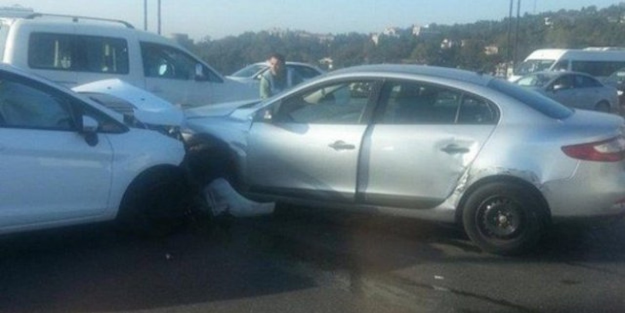 FSM'de İstanbul trafiğini felç eden kaza