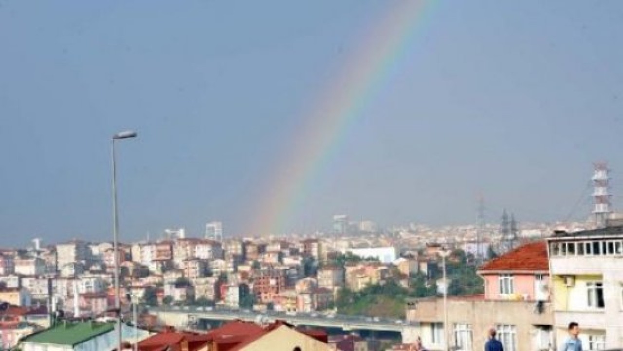 İstanbullulara gökkuşağı sürprizi