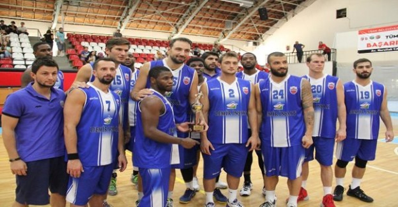 Büyükçekmece Basketbolun kombineleri satışta