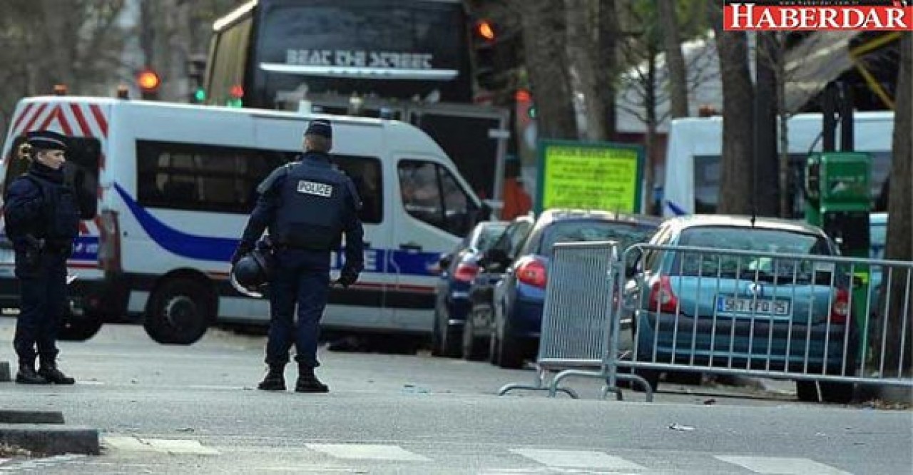 Paris&#39;teki saldırılarla ilgili 3 gözaltı