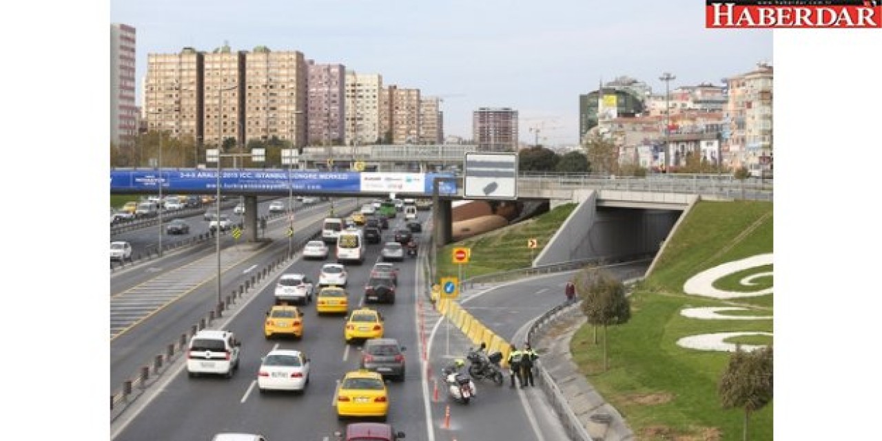 Şirinevler e5 yan yol trafiğe kapatıldı