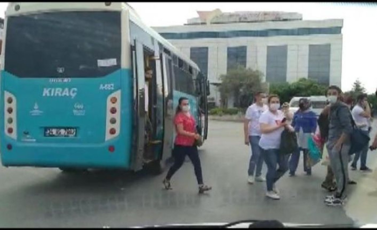 Esenyurtta fazla yolcusu olan otobüs trafikten men edildi