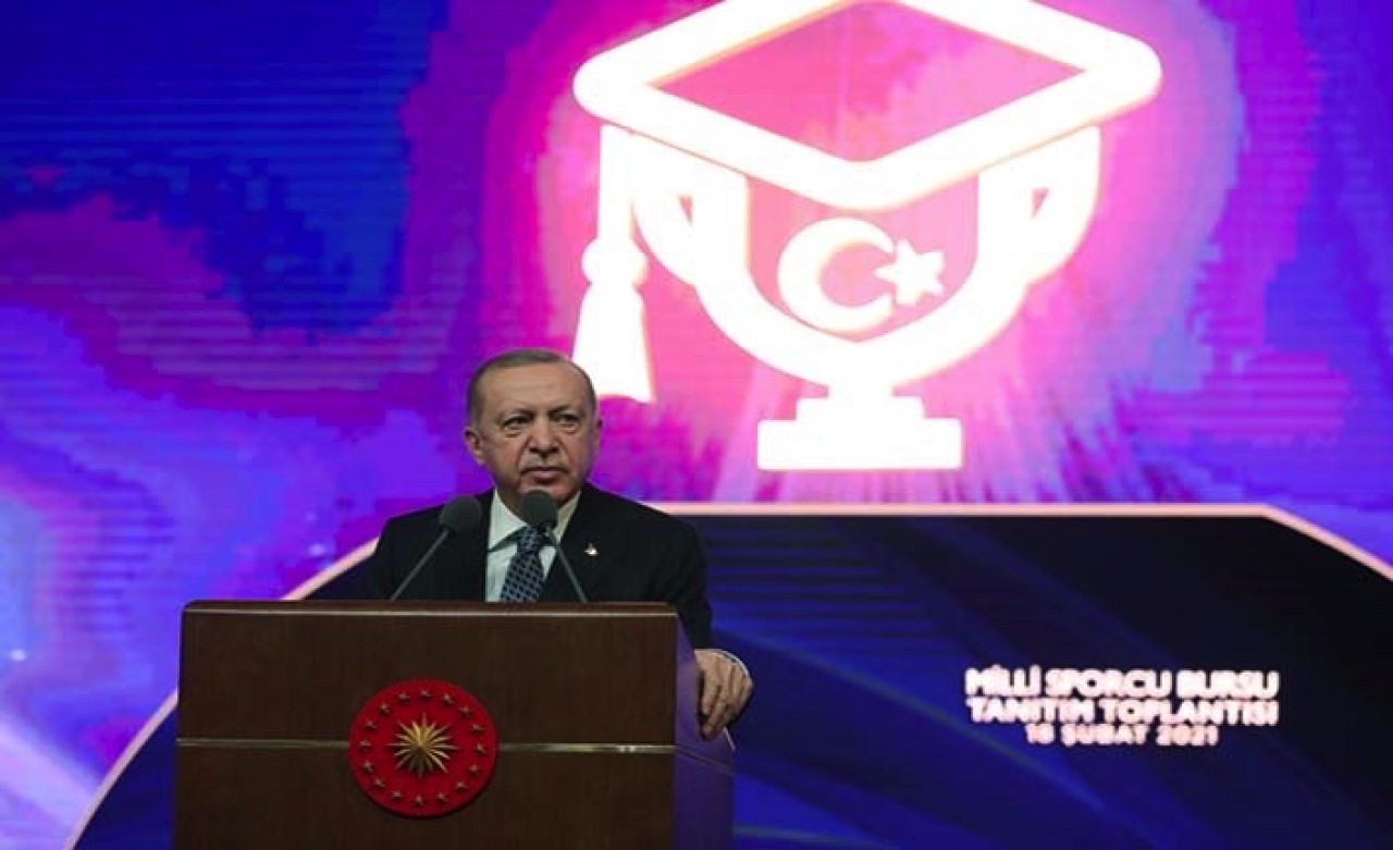 Cumhurbaşkanı Erdoğan: AK Partinin yaptığı yatırımlar sayesinde sporda derece yapmış kişilere daha çok sahip çıkılıyor