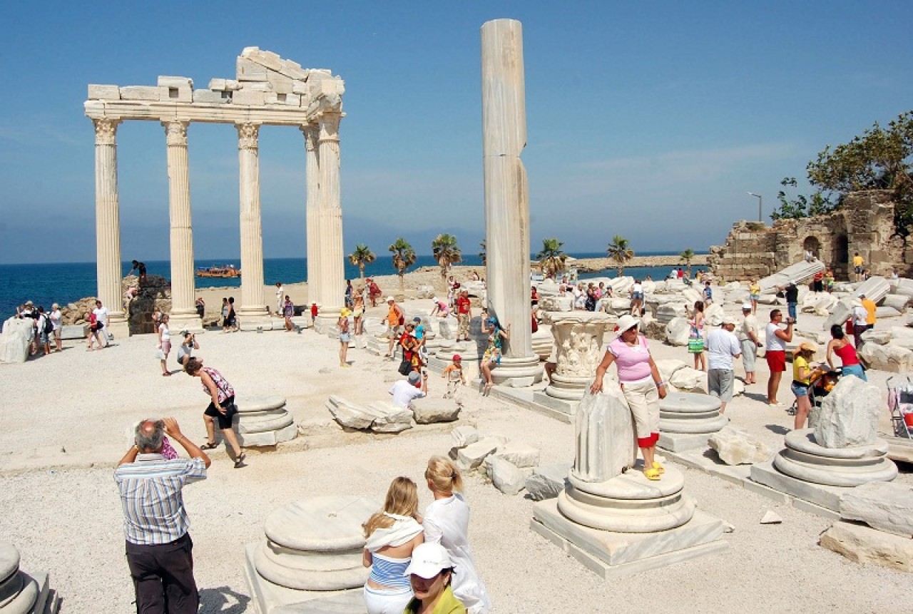 Turizm gelirleri artış gösterdi