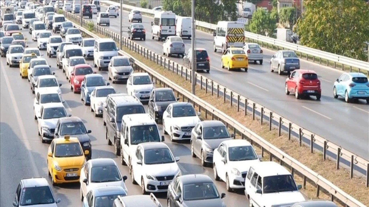 Tatil bitti, İstanbul'da trafik çilesi başladı