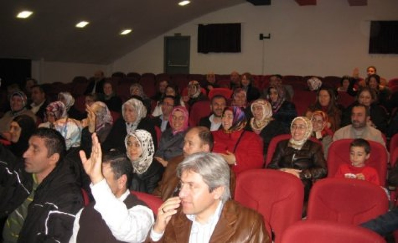 “Çocuk Eğitiminde Anne Baba Tutumları”