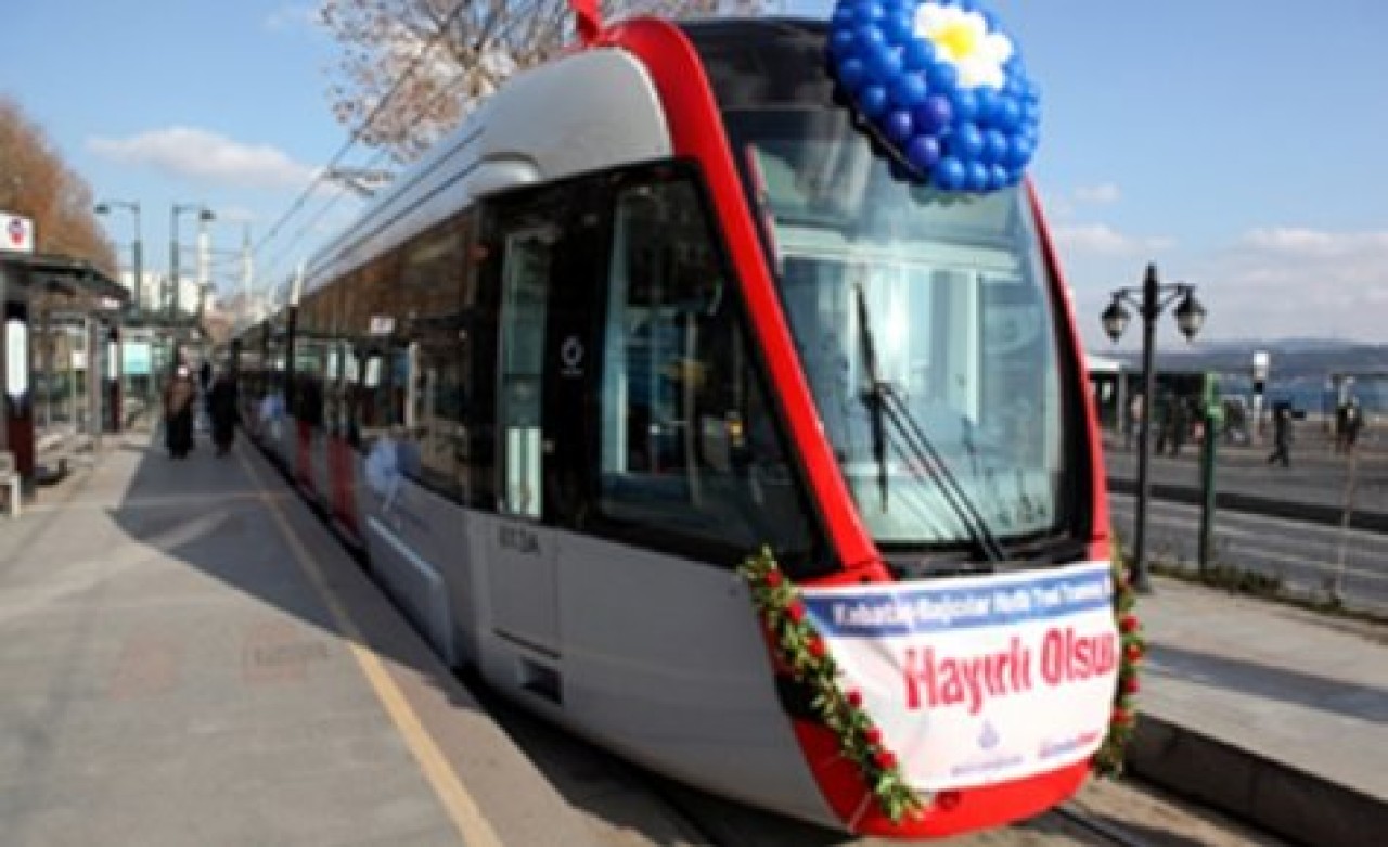 Yayalaşan Tarihi Yarımada’ya ileri teknoloji tramvay